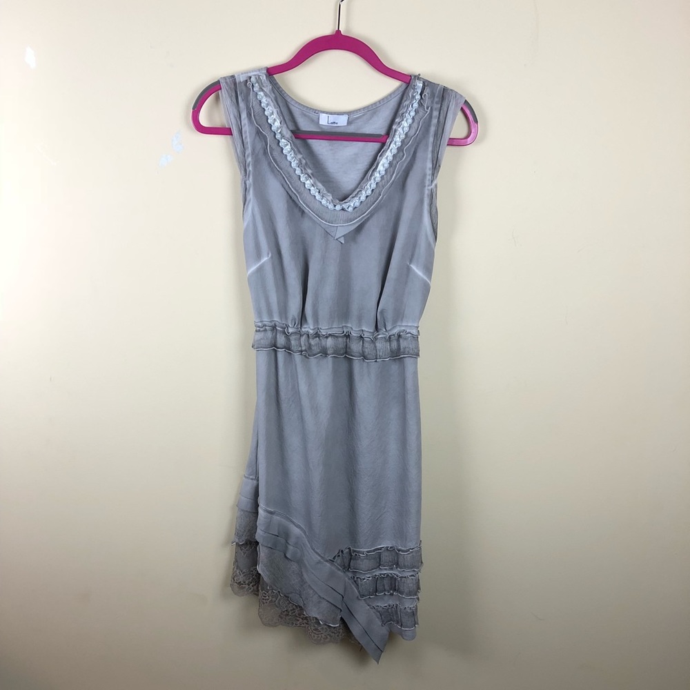 Grey lace detail tunic